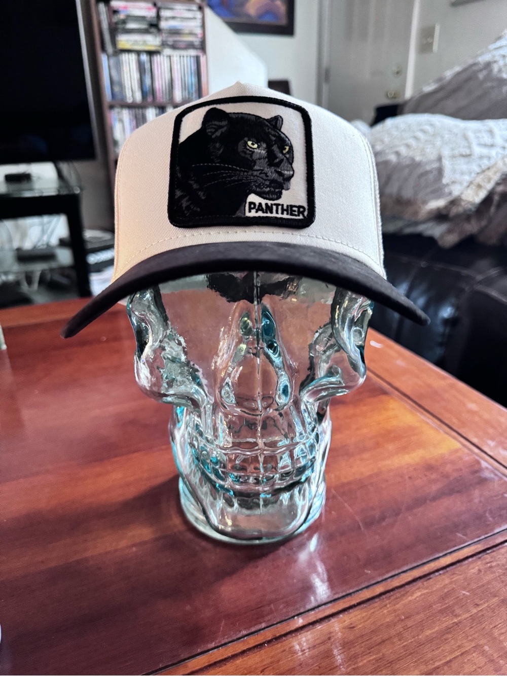 Goorin Bros. "SUEDE BLACK PANTHER"
Trucker Hat. White Mesh SnapBack. NWT